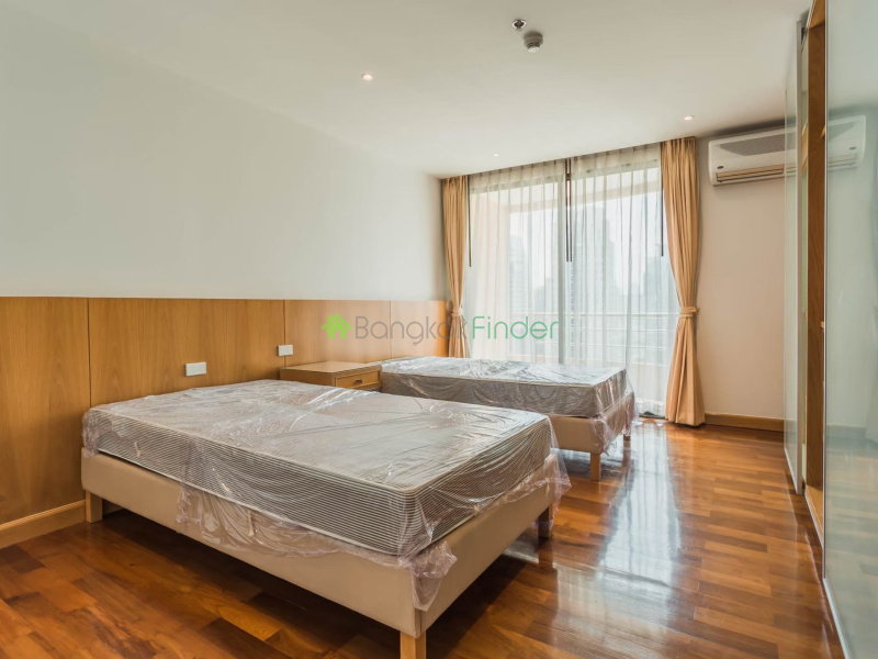 Chitlom, Ploenchit-Chidlom, Bangkok, Thailand, 5 Bedroom Bedrooms, 0 ,5 BathroomBathrooms,Penthouse,For Sale,Baan Navarang,Chitlom,5428