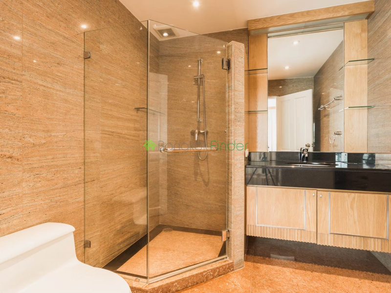 Chitlom, Ploenchit-Chidlom, Bangkok, Thailand, 5 Bedroom Bedrooms, 0 ,5 BathroomBathrooms,Penthouse,For Sale,Baan Navarang,Chitlom,5428