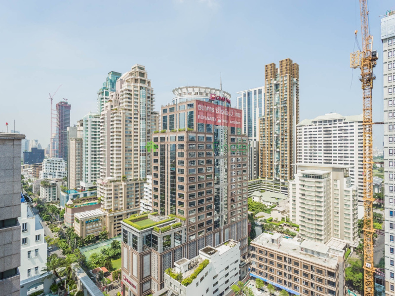 Chitlom, Ploenchit-Chidlom, Bangkok, Thailand, 5 Bedroom Bedrooms, 0 ,5 BathroomBathrooms,Penthouse,For Sale,Baan Navarang,Chitlom,5428