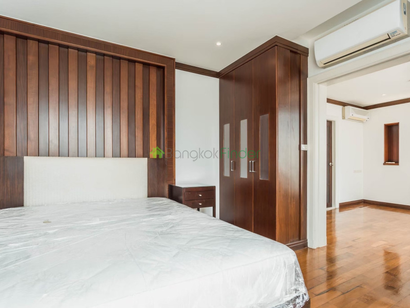 Chitlom, Ploenchit-Chidlom, Bangkok, Thailand, 5 Bedroom Bedrooms, 0 ,5 BathroomBathrooms,Penthouse,For Sale,Baan Navarang,Chitlom,5428