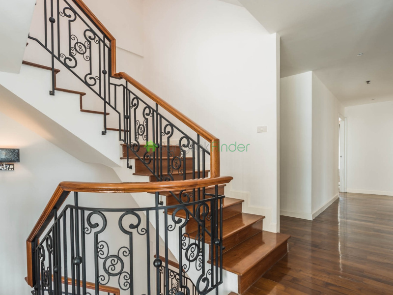 Chitlom, Ploenchit-Chidlom, Bangkok, Thailand, 5 Bedroom Bedrooms, 0 ,5 BathroomBathrooms,Penthouse,For Sale,Baan Navarang,Chitlom,5428