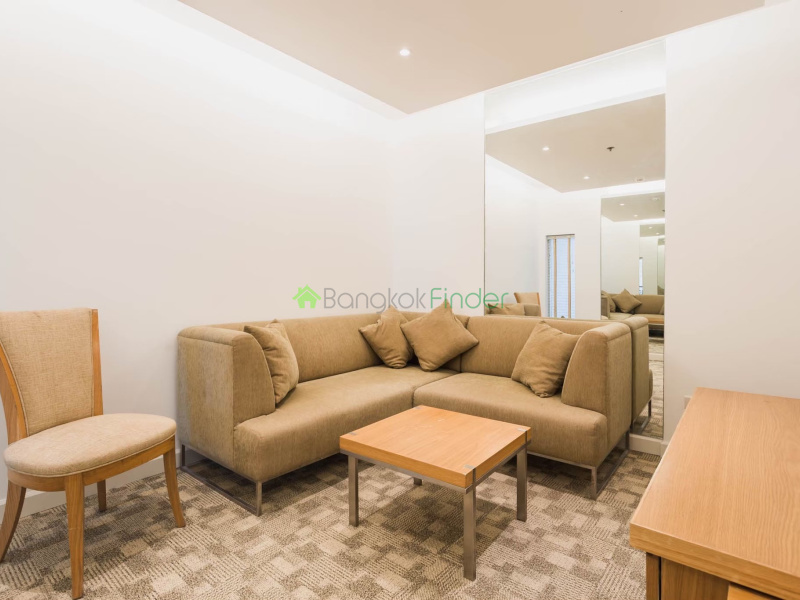 Chitlom, Ploenchit-Chidlom, Bangkok, Thailand, 5 Bedroom Bedrooms, 0 ,5 BathroomBathrooms,Penthouse,For Sale,Baan Navarang,Chitlom,5428