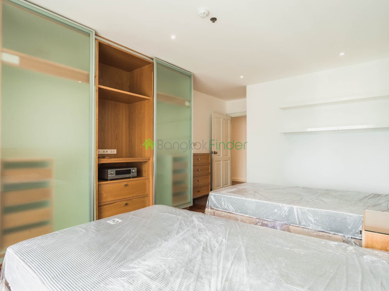 Chitlom, Ploenchit-Chidlom, Bangkok, Thailand, 5 Bedroom Bedrooms, 0 ,5 BathroomBathrooms,Penthouse,For Sale,Baan Navarang,Chitlom,5428