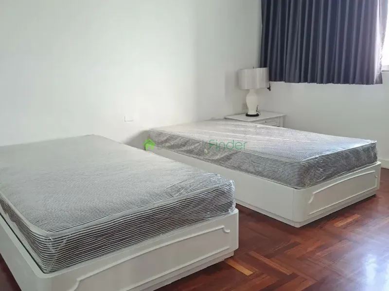 Ekamai, Thailand, 3 Bedroom Bedrooms, 0 ,3 BathroomBathrooms,Apartment,For Rent,Le Chateau Mansion,1458